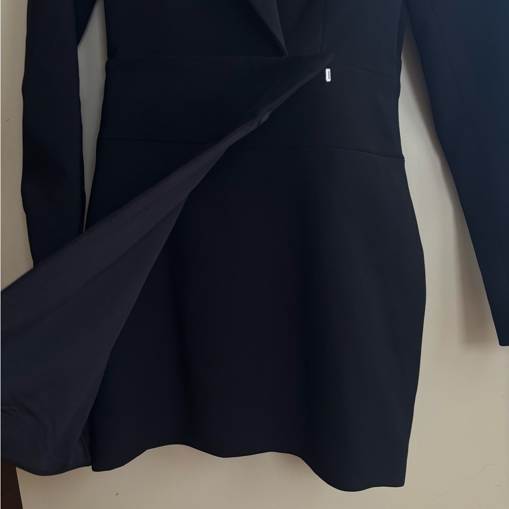 Zara Women's Elegant Black Blazer - Picture 5 of 5